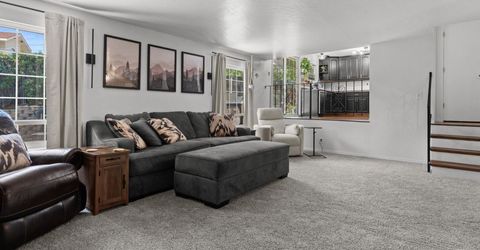 1025 Emerson Way, Sparks, NV 89431 Photo