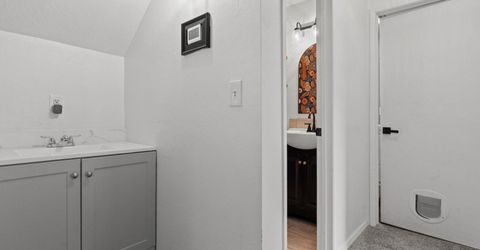 1025 Emerson Way, Sparks, NV 89431 Photo