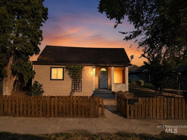 512 15th Ave N, Nampa, ID 83687