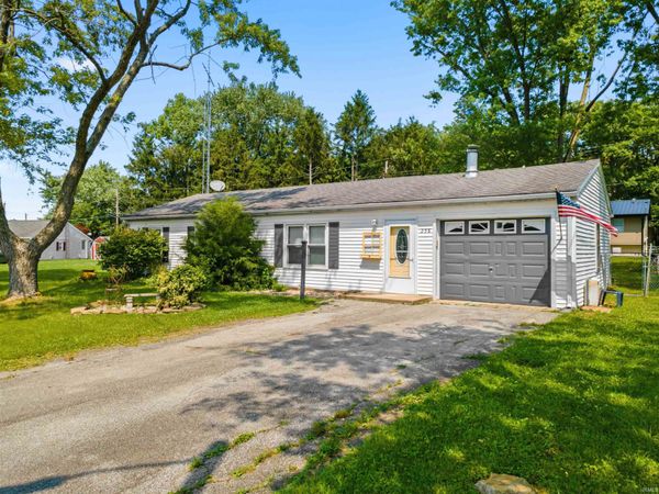 258 Park Avenue, Upland, IN 46989