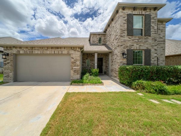 751 Whitetail DR, Round Rock, TX 78681