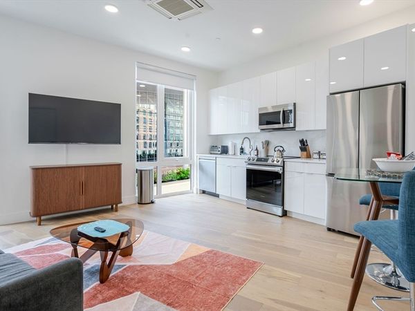 38-405 Hitchborn St, Unit Furnished, Boston, MA 02135