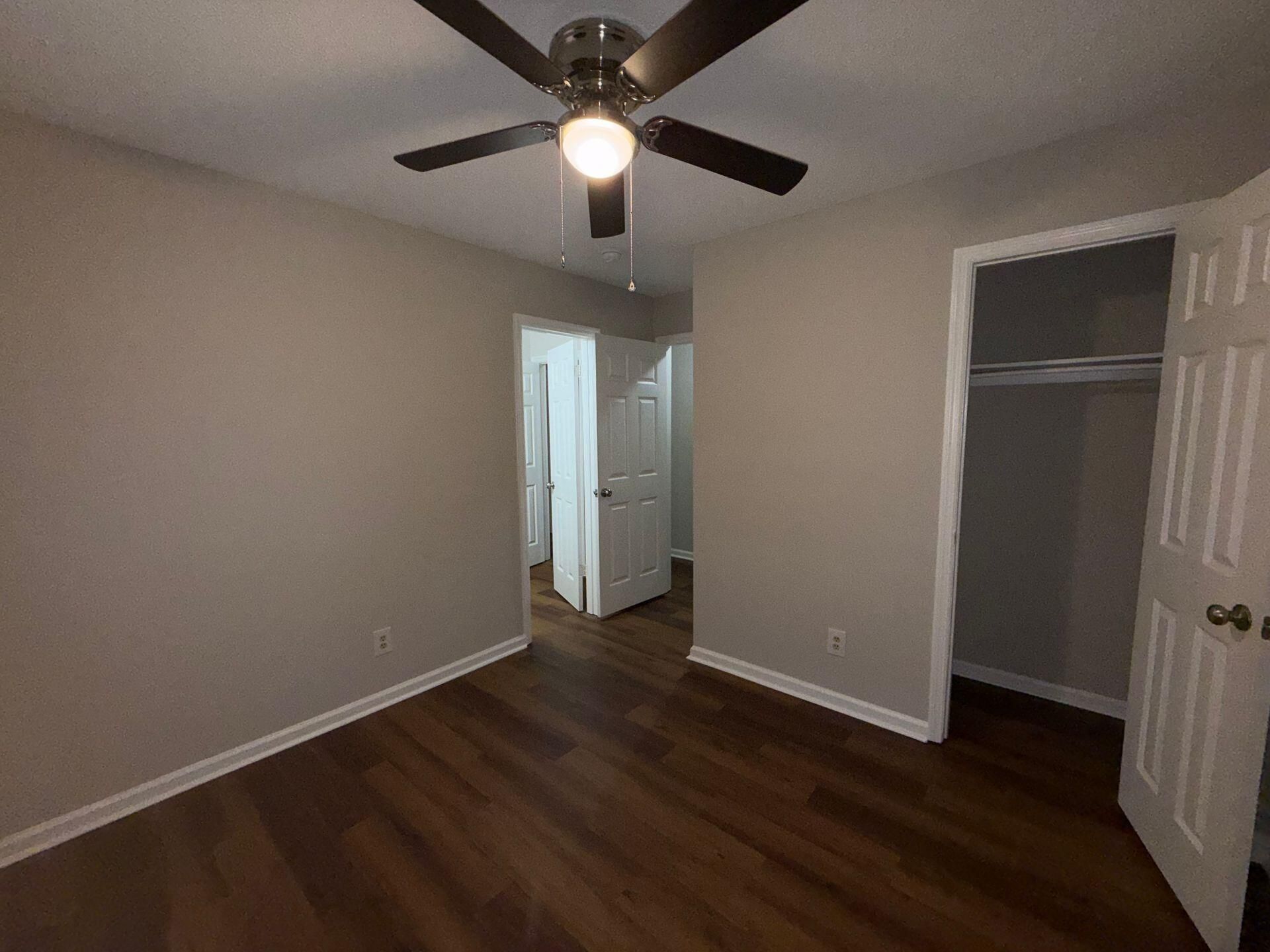 152 Dorchester Manor Boulevard Photo 11