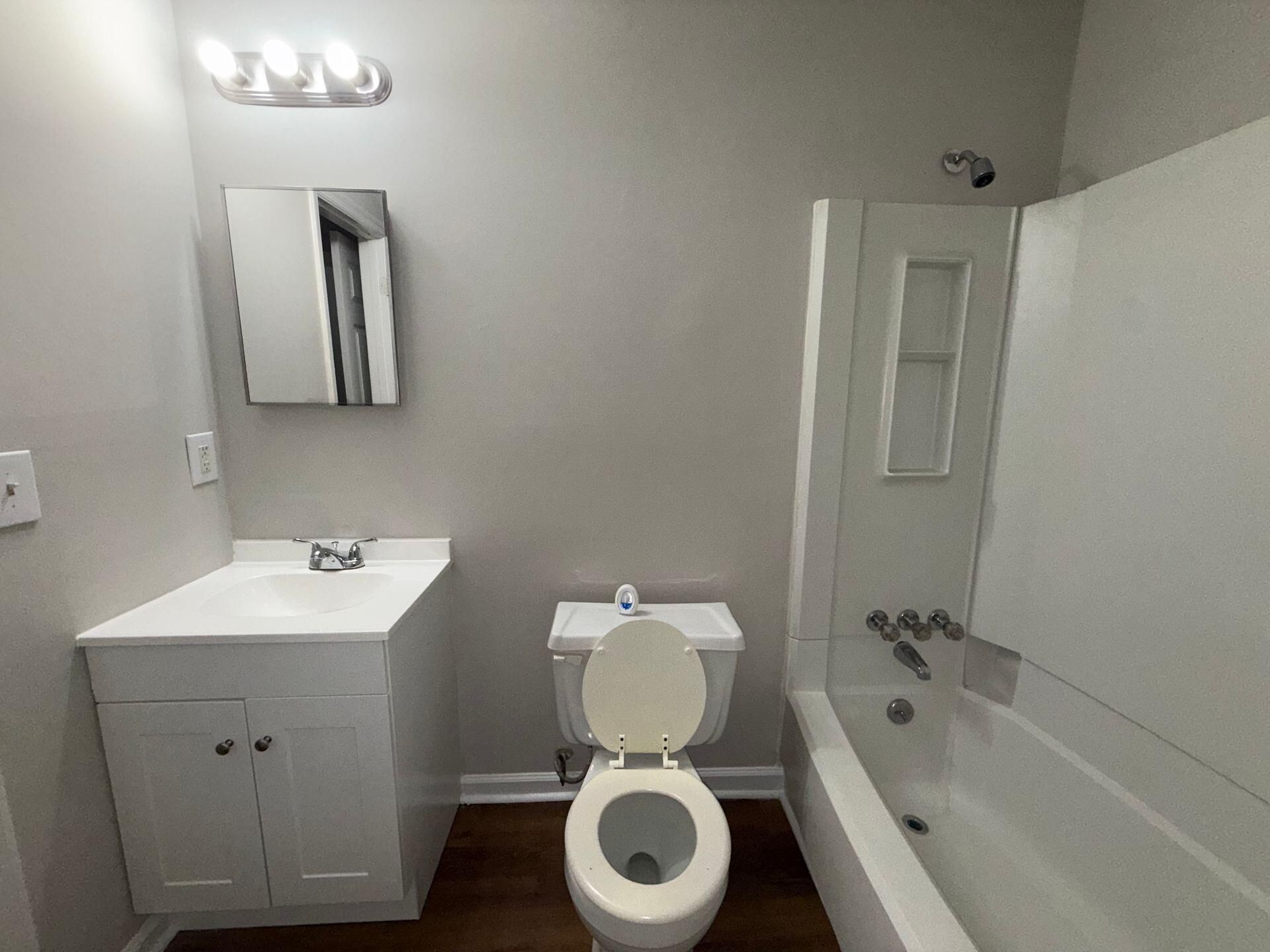 152 Dorchester Manor Boulevard Photo 13