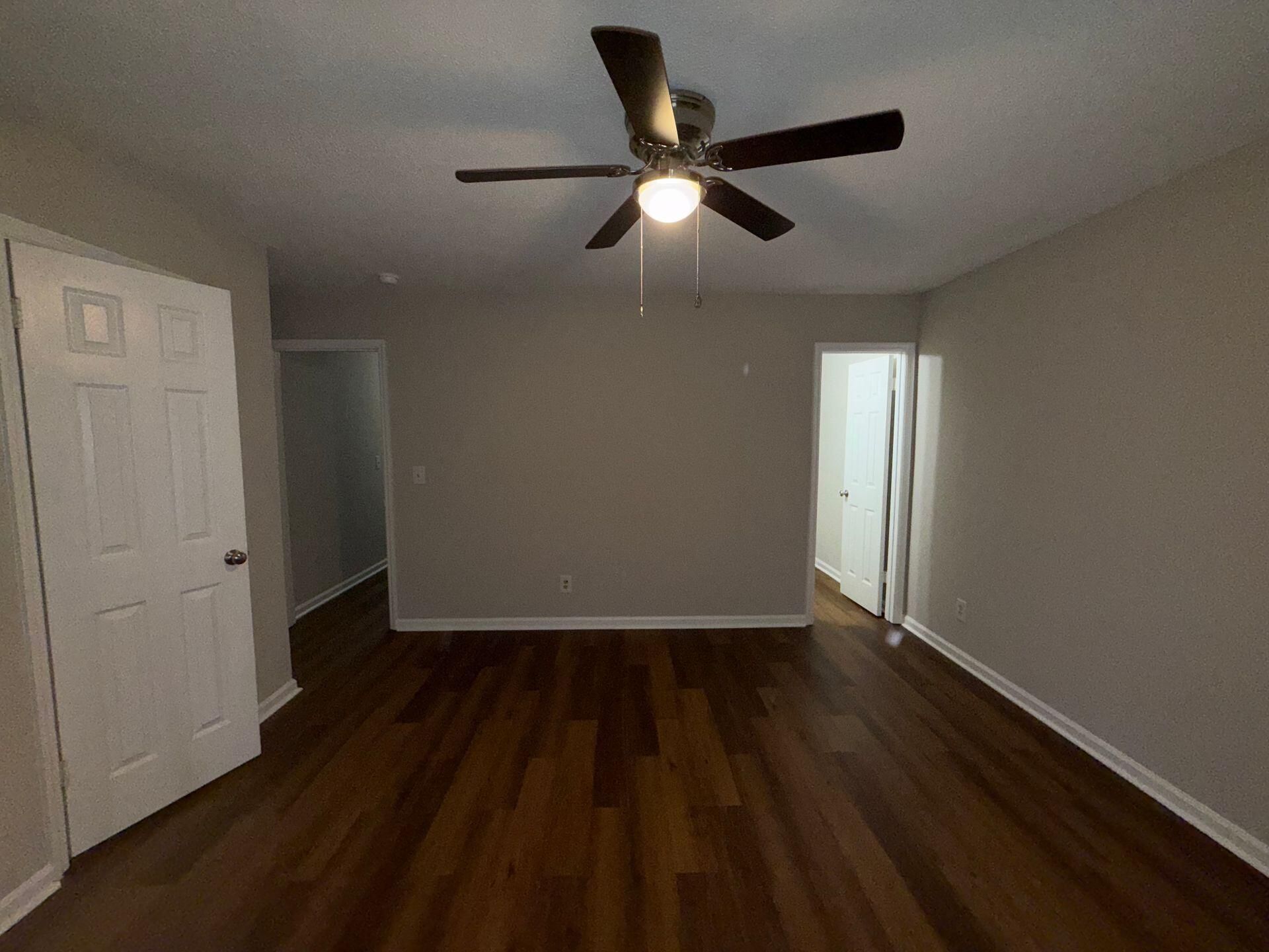 152 Dorchester Manor Boulevard Photo 15