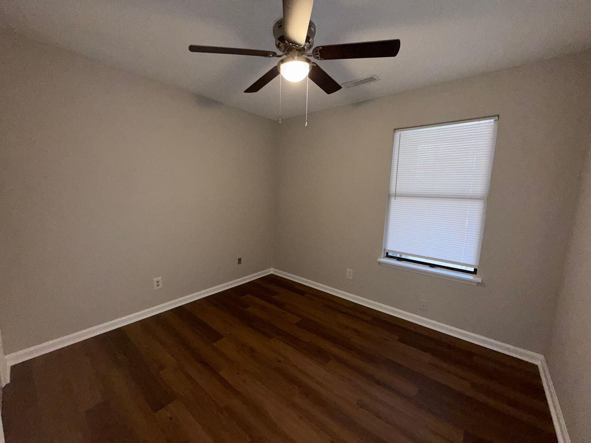 152 Dorchester Manor Boulevard Photo 9