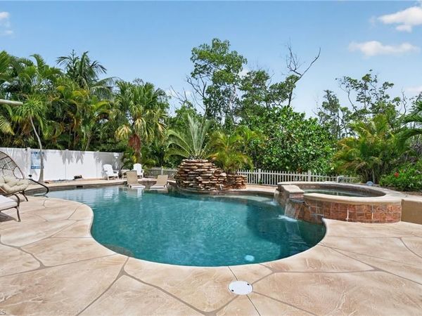 309 Donora BLVD , FORT MYERS BEACH, FL 33931