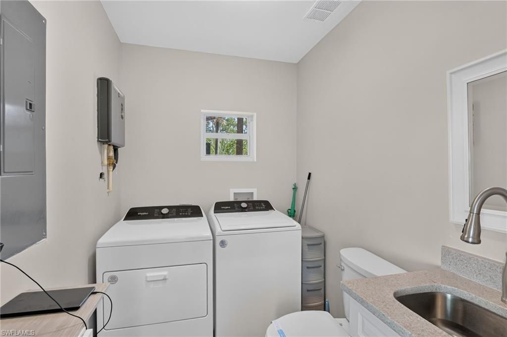 309 Donora Blvd, Fort Myers Beach, FL 33931 Photo