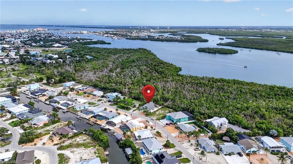 309 Donora Blvd, Fort Myers Beach, FL 33931 Photo