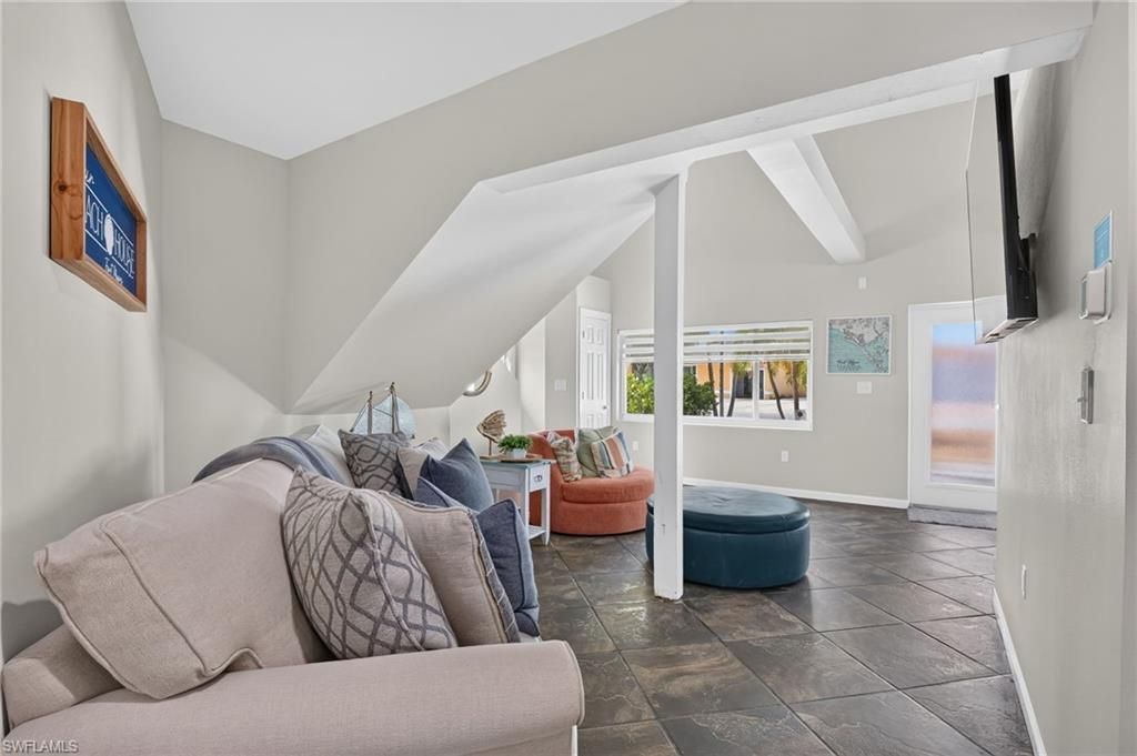 309 Donora Blvd, Fort Myers Beach, FL 33931 Photo