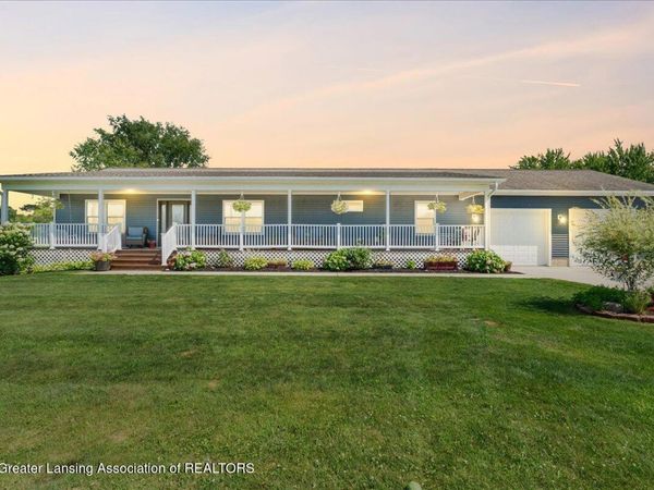 13811 Shaftsburg Road, Perry, MI 48872