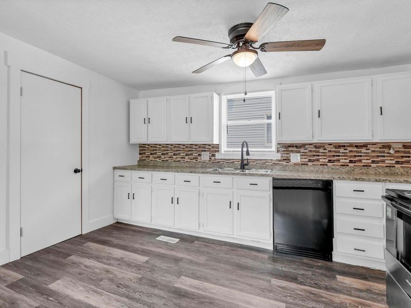 149 & 151 S George Street , Lancaster, OH 43130 Photo 13