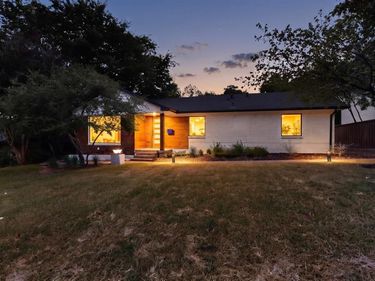 2330 Cody Drive, Dallas, TX 75228
