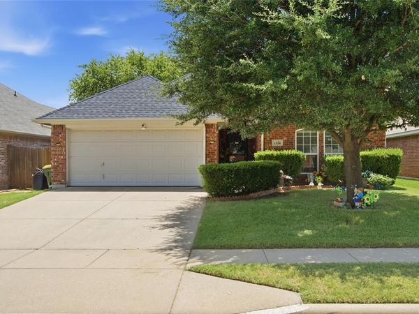 1516 Baslow Lane, Burleson, TX 76028