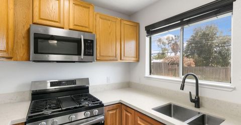 7011 Plumber Way, North Highlands, CA 95660 Photo