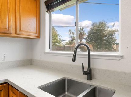 7011 Plumber Way, North Highlands, CA 95660 Photo