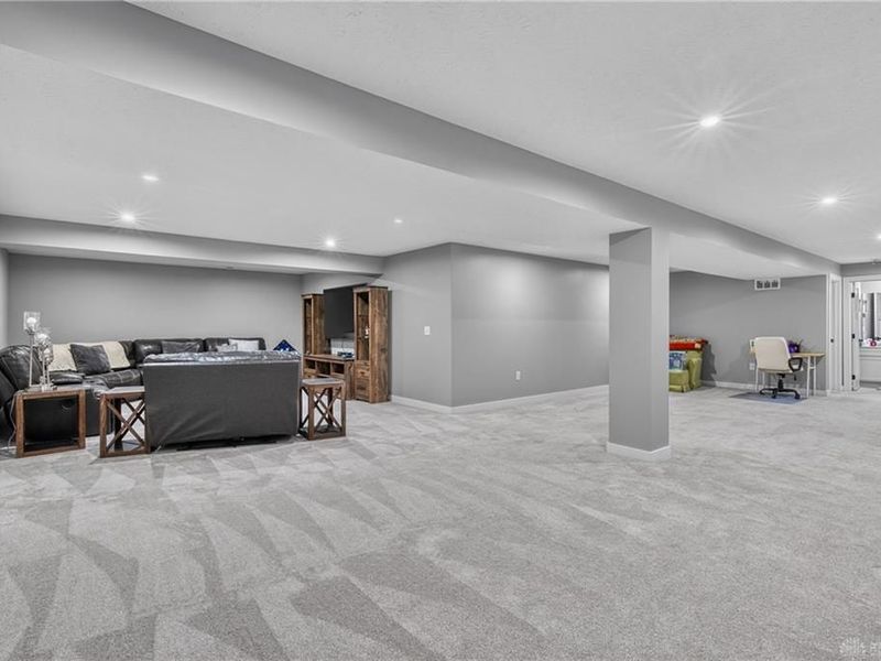 1855 Granada Way, Xenia, OH 45385 Photo 27