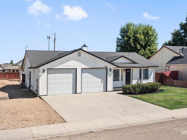 717 7th, Middleton, ID 83644