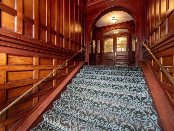 271 Dartmouth St, Unit 6M, Boston, MA 02116