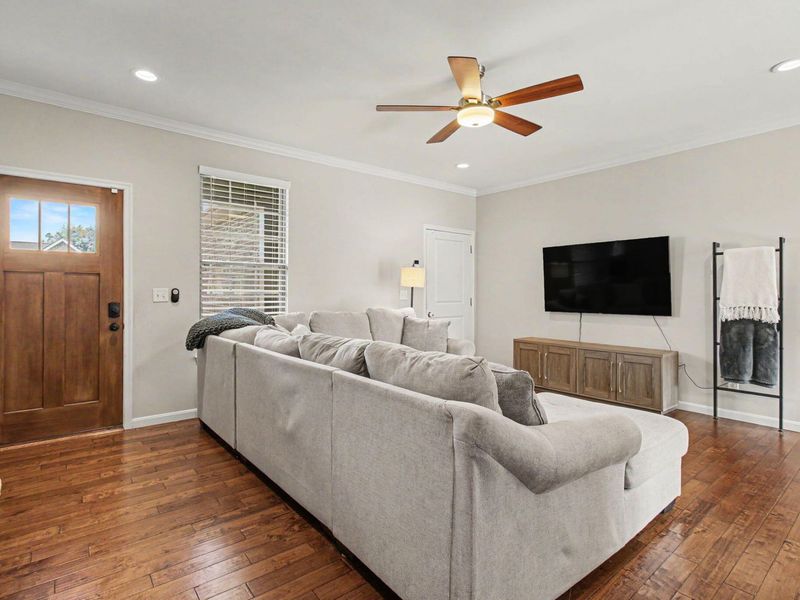 9374 Lago Mar Court, Florence, KY 41042 Photo 6