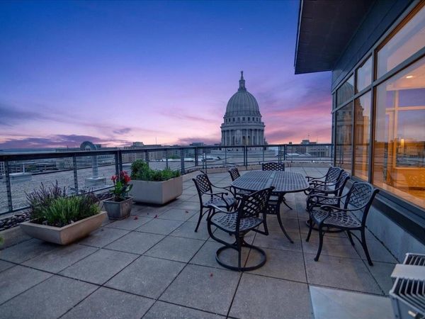 100 Wisconsin Avenue, Unit 805, Madison, WI 53703
