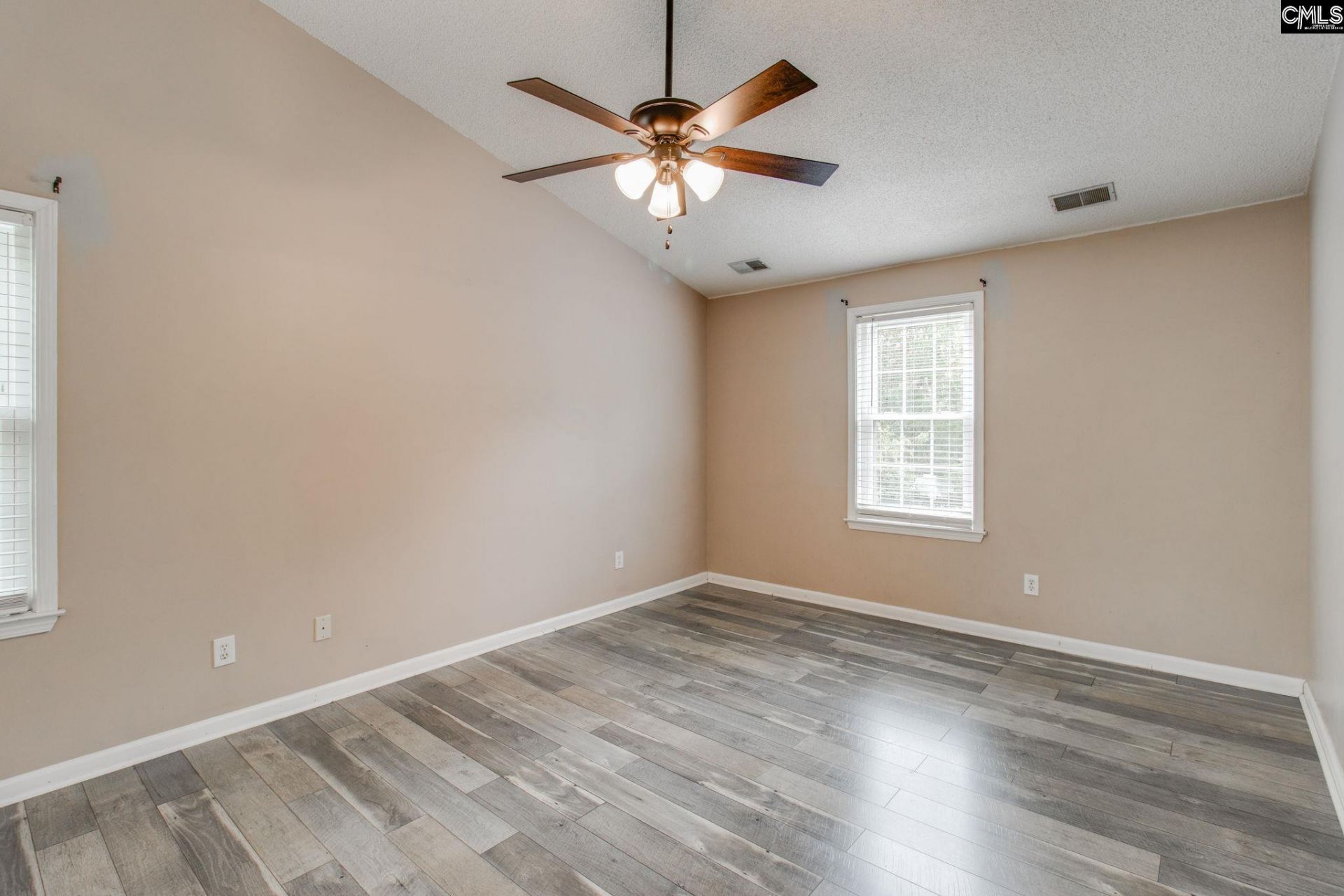 104 Hollingshed Creek Boulevard  Photo 19