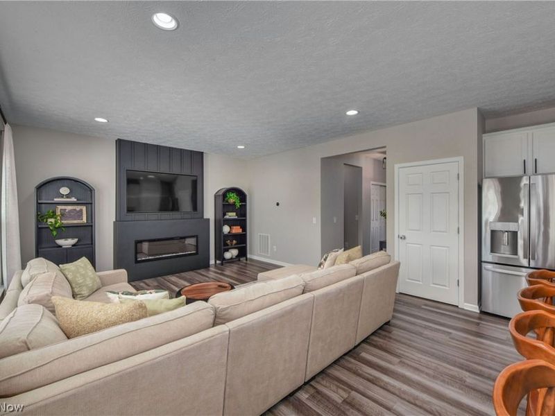 8133 Ashford Circle, North Ridgeville, OH 44039 Photo 13