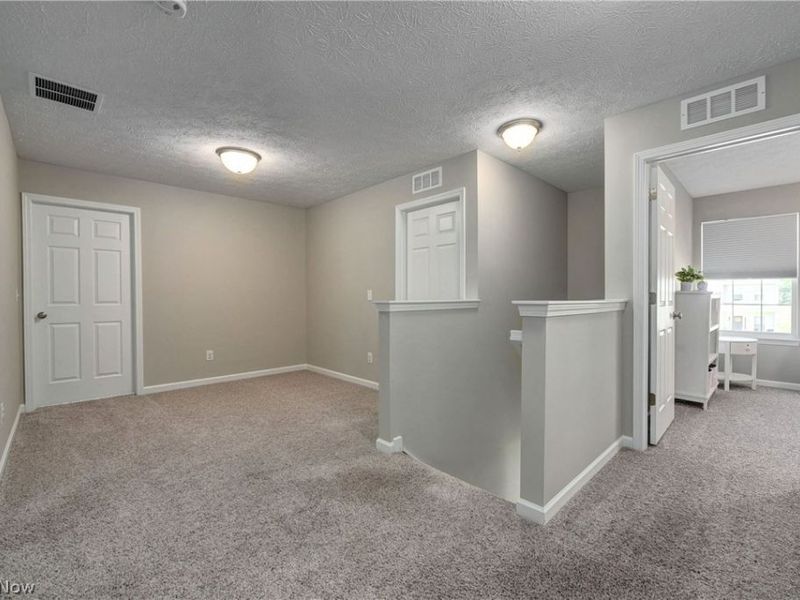 8133 Ashford Circle, North Ridgeville, OH 44039 Photo 19