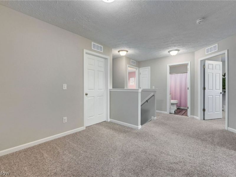 8133 Ashford Circle, North Ridgeville, OH 44039 Photo 20