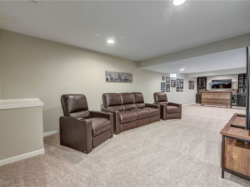 8133 Ashford Circle, North Ridgeville, OH 44039 Photo 34