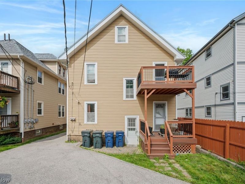 1703-1705 Glenmont Road , Cleveland Heights, OH 44118 Photo 4