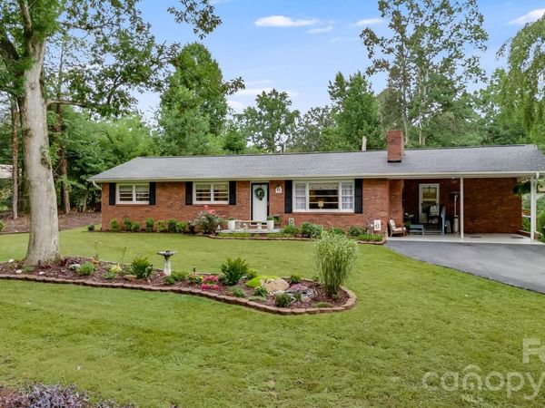 95 Pensacola Avenue , Arden, NC 28704