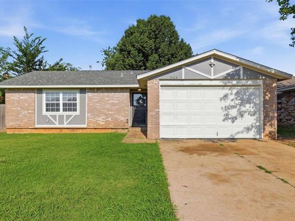 905 Craig Drive, Oklahoma City, OK 73160