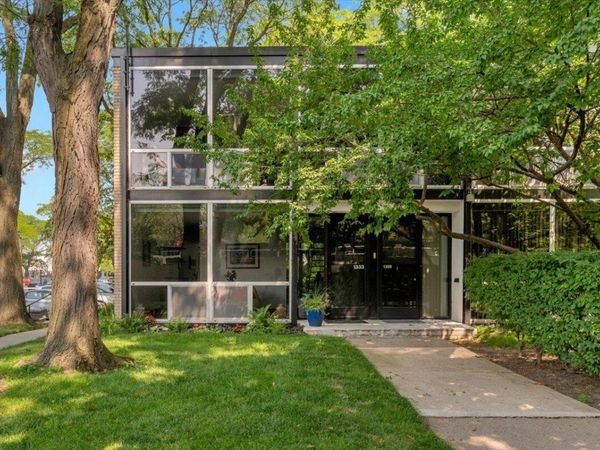 1333 Nicolet Place, Detroit, MI 48207