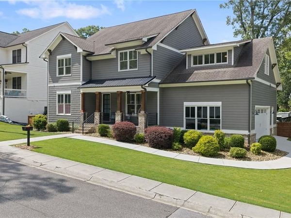427 Nesbit Street , Norcross, GA 30071