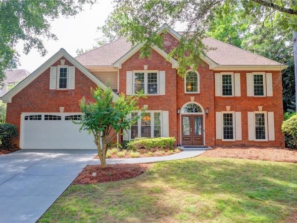 315 Willow Crescent Way , Johns Creek, GA 30022