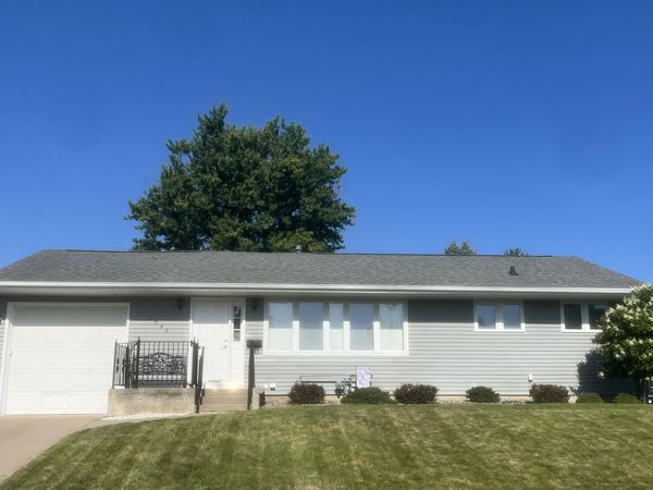 2045 Jeffrey Drive, Dubuque, IA 52001