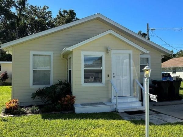 1404 E CRYSTAL LAKE AVENUE , ORLANDO, FL 32806