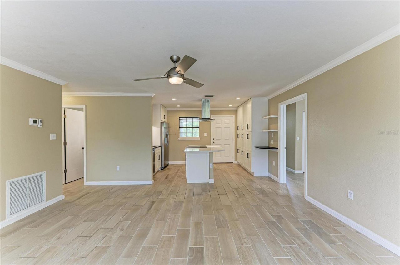 1300 Loma Linda Court , Sarasota, FL 34239 Photo