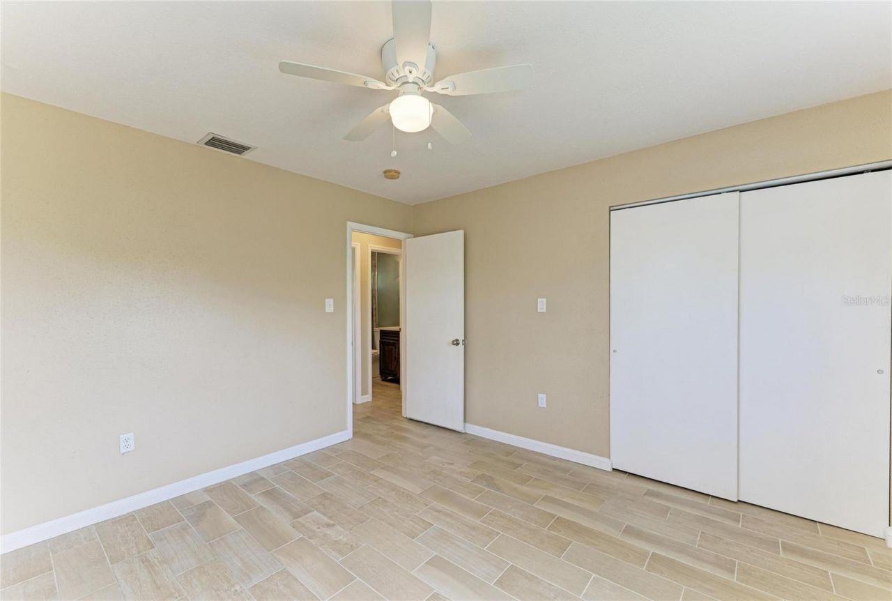 1300 Loma Linda Court , Sarasota, FL 34239 Photo