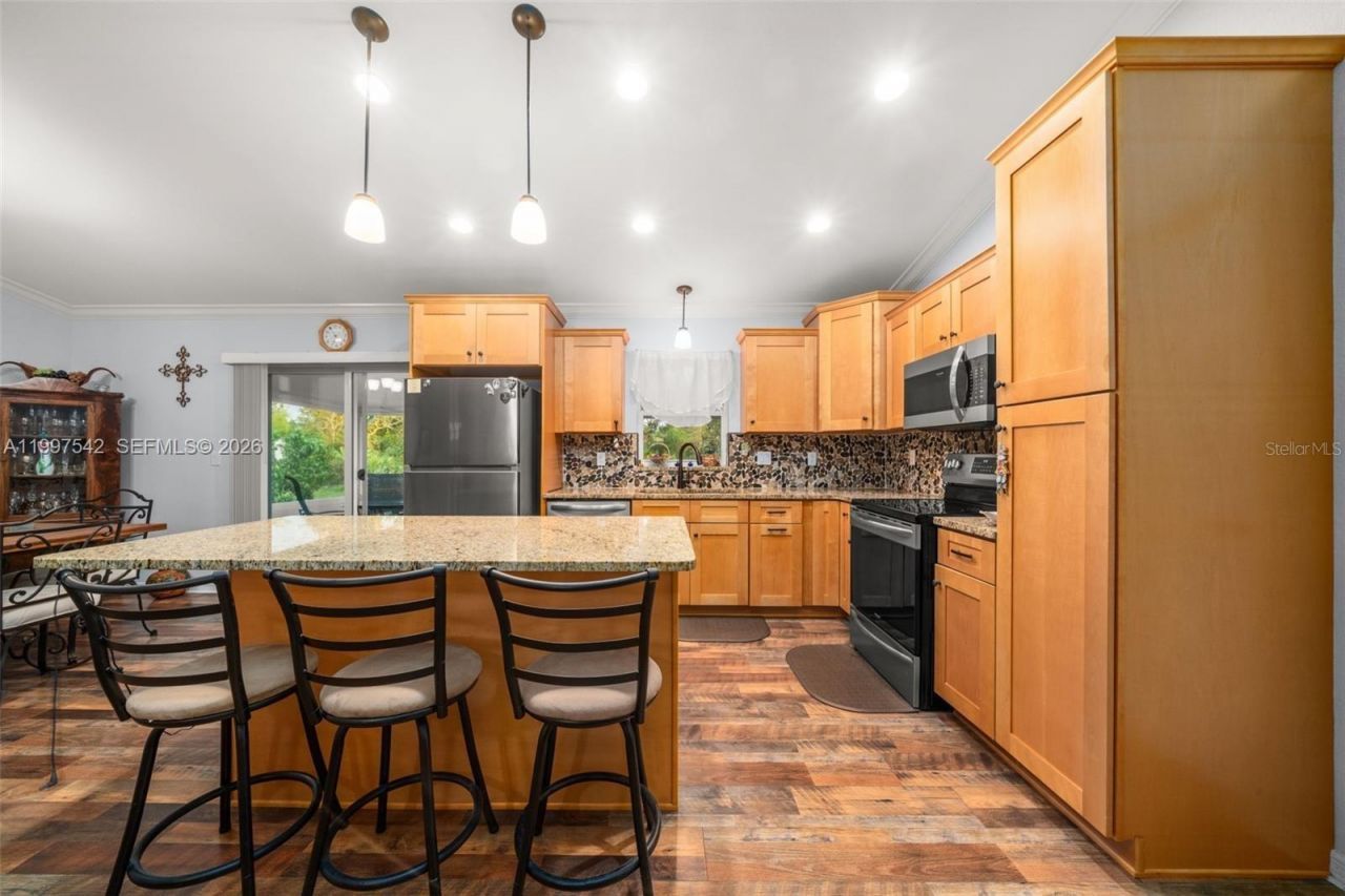 112 NE Bimini Street Ne, Lake Placid, FL 33852 Photo
