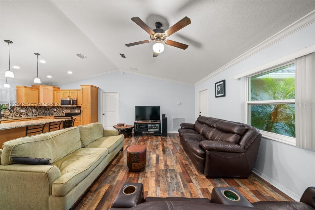 112 NE Bimini Street Ne, Lake Placid, FL 33852 Photo