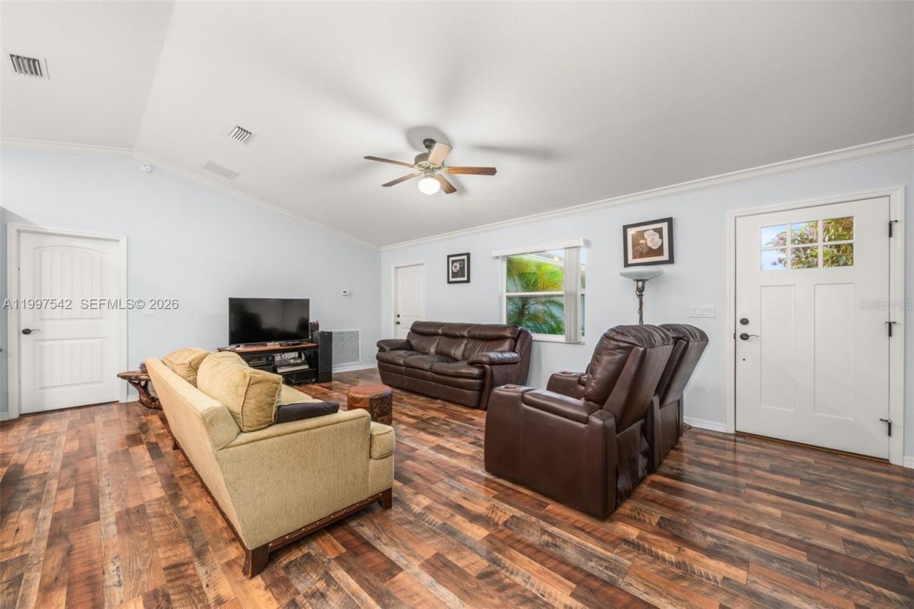 112 NE Bimini Street Ne, Lake Placid, FL 33852 Photo