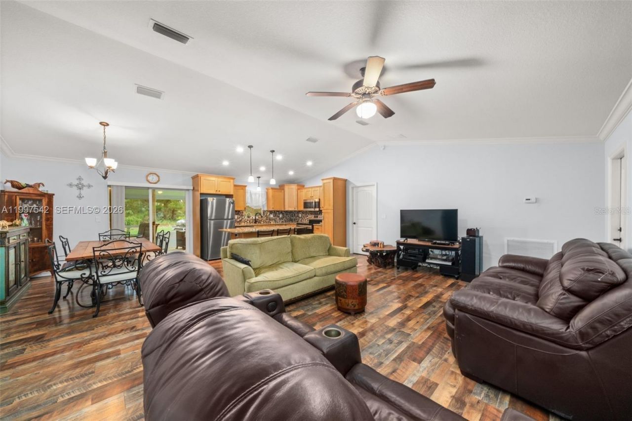 112 NE Bimini Street Ne, Lake Placid, FL 33852 Photo