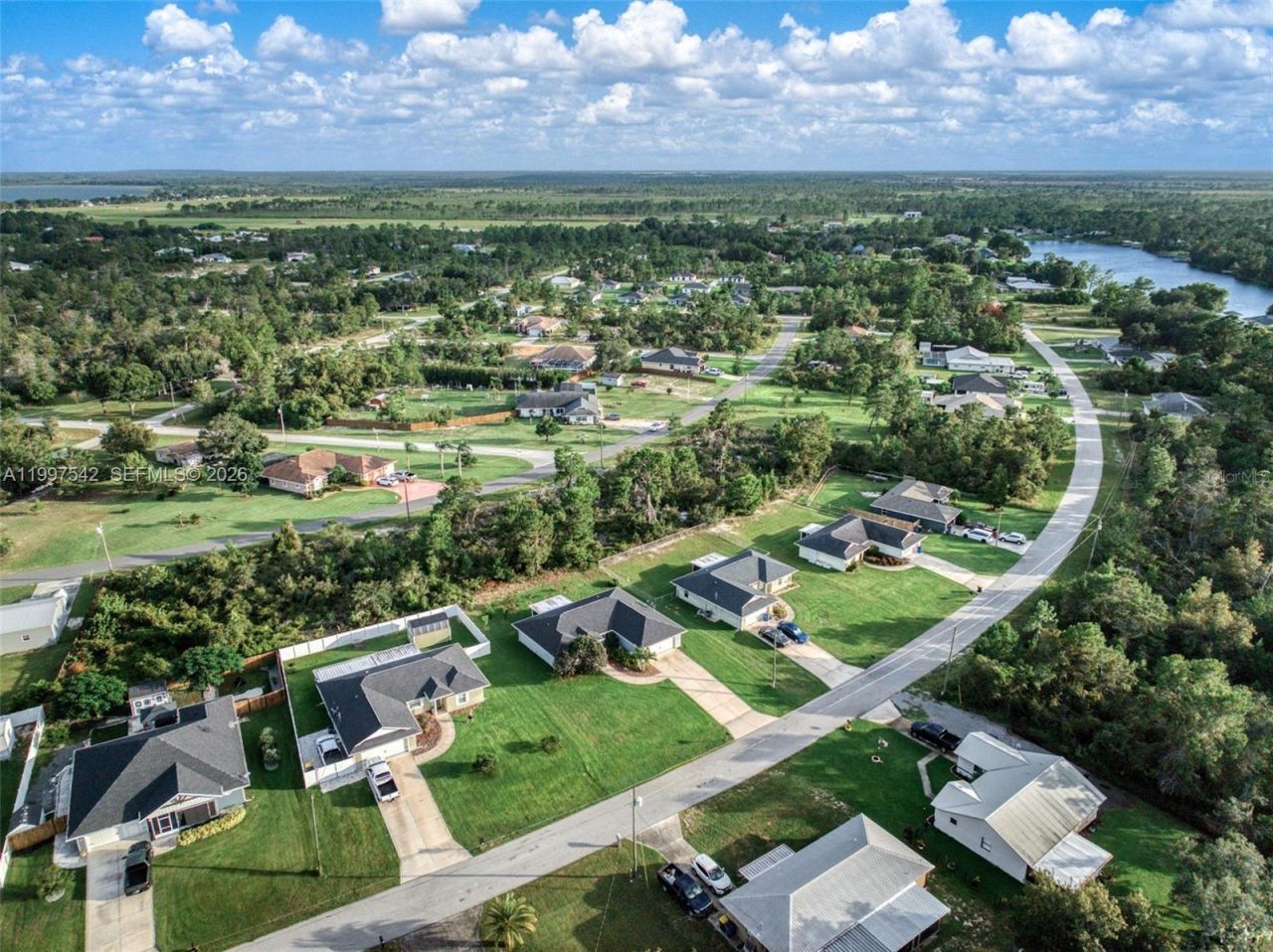 112 NE Bimini Street Ne, Lake Placid, FL 33852 Photo