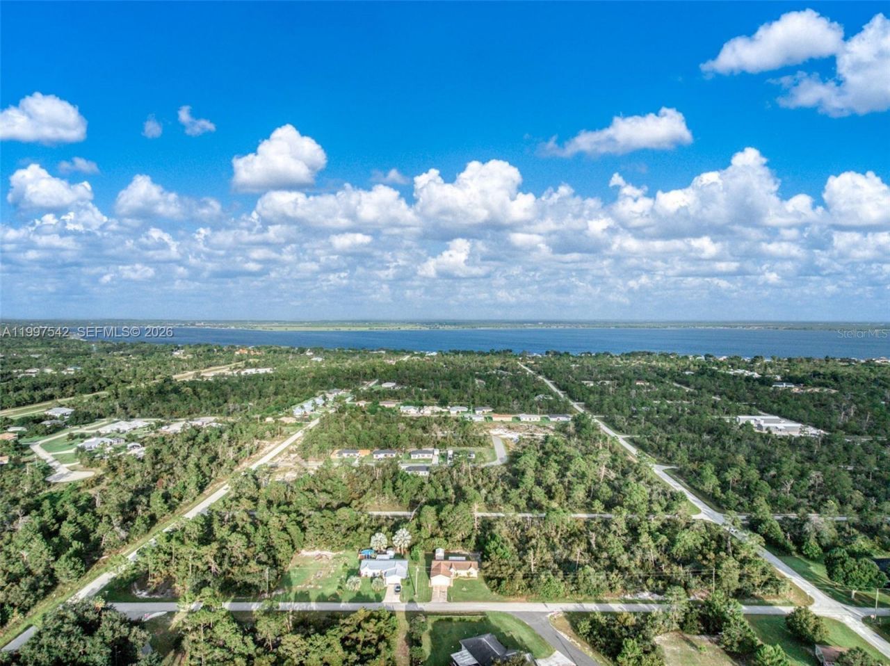 112 NE Bimini Street Ne, Lake Placid, FL 33852 Photo