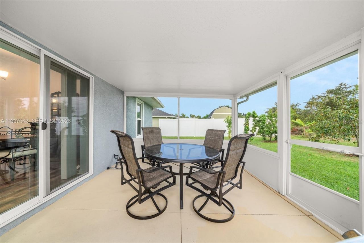 112 NE Bimini Street Ne, Lake Placid, FL 33852 Photo