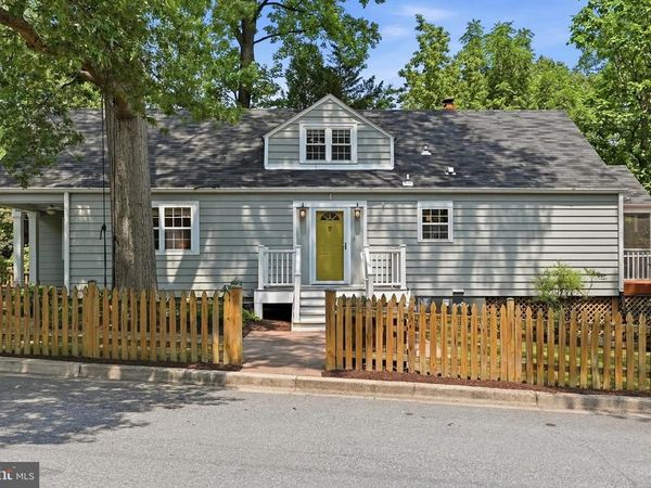 901 DAVIS AVENUE, TAKOMA PARK, MD 20912