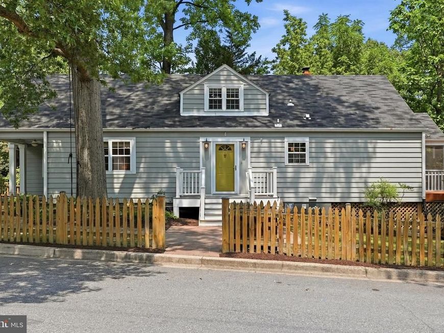 901 Davis Avenue, Takoma Park, MD 20912 Main Photo