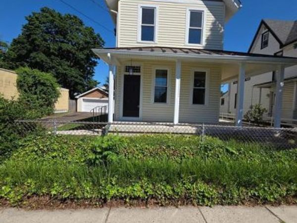 423 W BROAD STREET , PALMYRA, NJ 08065